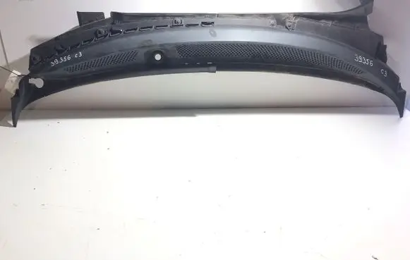 Citroen C3 Wiper trim 00008251l6