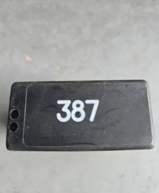 Volkswagen PASSAT B5.5 Other relay 5KG00656804 4B0919471 5KG00656803
