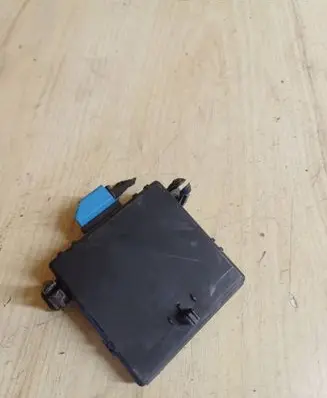 Volkswagen PASSAT B6 Gateway control module 3C0907530H 3C0907951 404339
