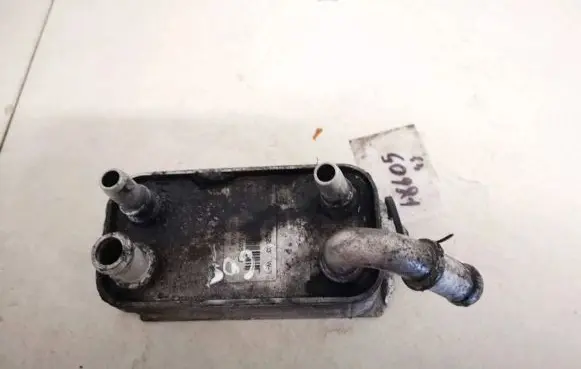 Volvo S80 Engine oil radiator 6g917a095ad 6g91-7a095-ad