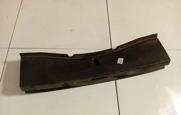 Other trunk/boot trim element
