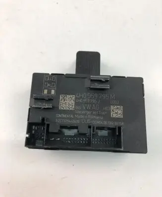 Volkswagen Touareg II Door control unit/module 4H0959795M