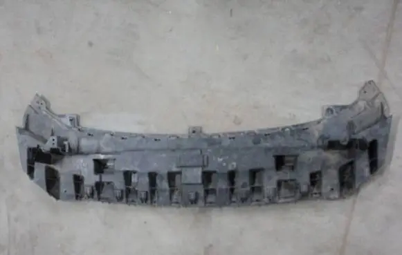 Ford Fiesta Front bumper skid plate/under tray C1BB8B384A