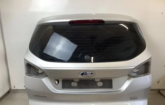 Ford Focus Tailgate/trunk/boot lid BM51N40414AG
