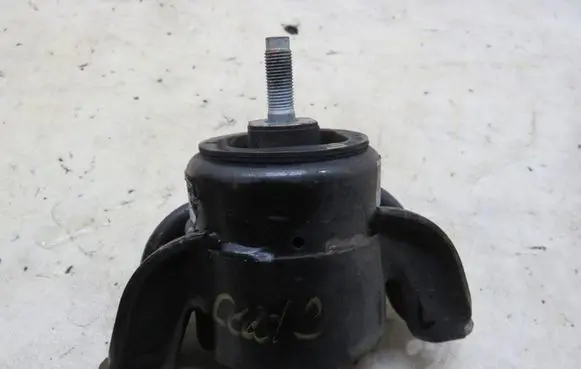 KIA Ceed Engine mount vacuum valve 21810-A5200