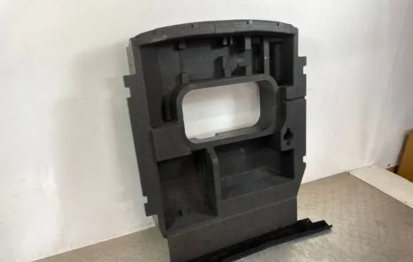 Alfa Romeo Stelvio Spare wheel section trim 