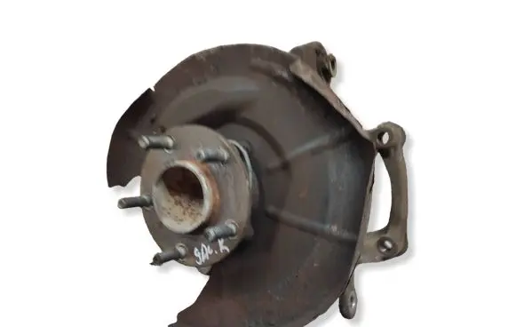 Mazda 3 III Rear wheel hub spindle/knuckle 