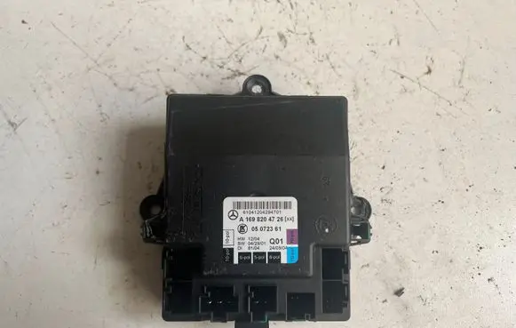 Mercedes-Benz A W169 Door control unit/module A1698204726
