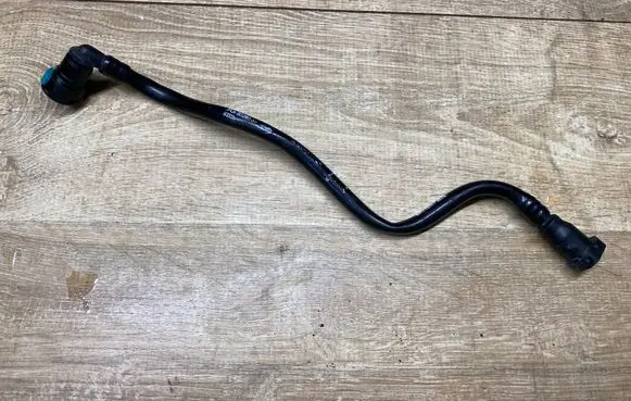 Land Rover Discovery 5 Engine coolant pipe/hose JPLA8D280AA 53106