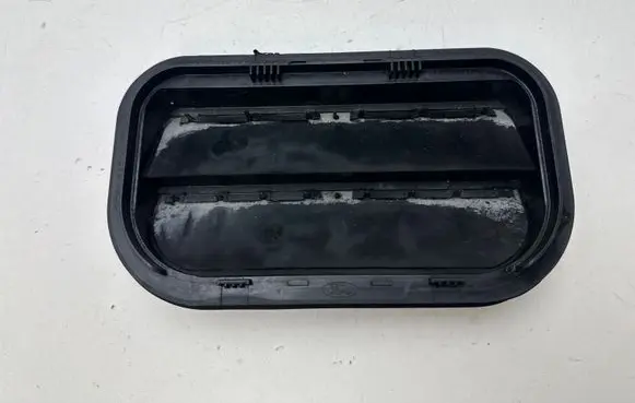 Ford Mustang VI Quarter panel pressure vent 3C3A54280B62