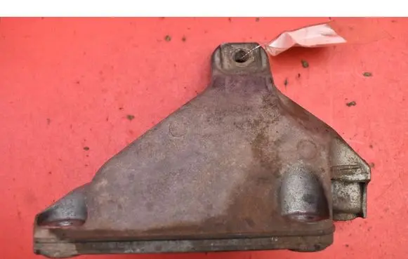 BMW 7 F01 F02 F03 F04 Engine mount vacuum valve 6788610