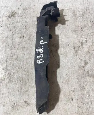 Audi A3 S3 8L Front bumper mounting bracket 8L0807184D