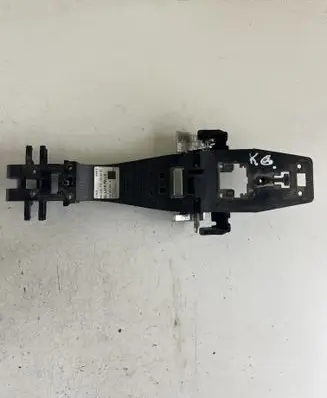 Land Rover Discovery 3 - LR3 Rear door exterior handle/bracket FPH500197A 060109M 3H0329115