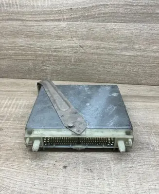 Volvo S70 V70 V70 XC Engine control unit/module P01270297 0281001591