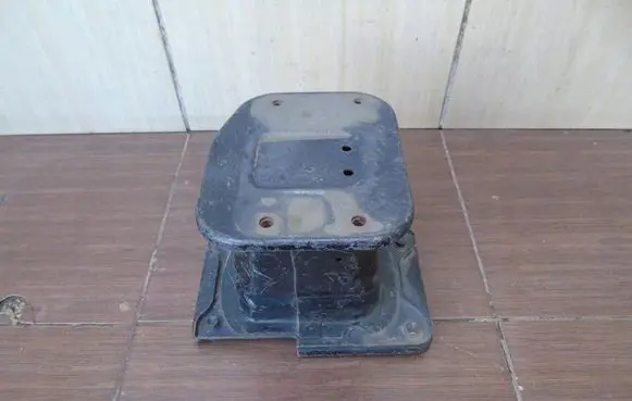 Opel Antara Radiator mount bracket