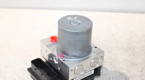 BMW X3 E83 ABS Pump 34513419296 0265950318 34516762059