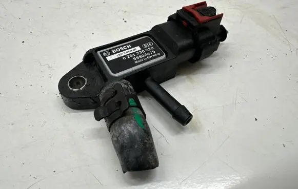 Exhaust gas pressure sensor