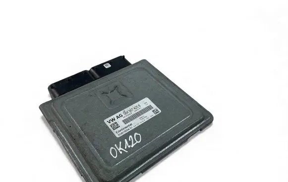 Volkswagen Golf VII Engine control unit/module ECU 06K907425B