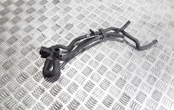Volkswagen Golf VII Engine coolant pipe/hose 04E122447K 5Q0122101H
