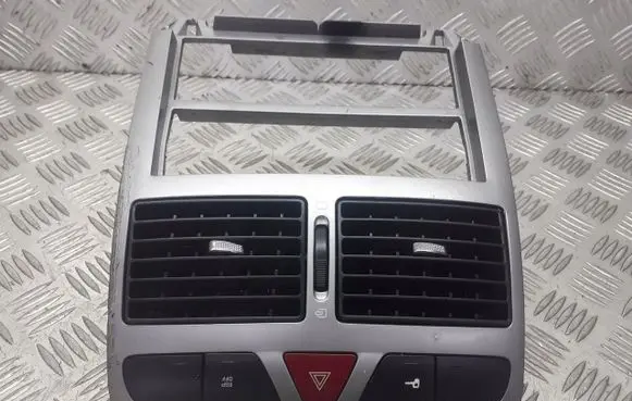 Peugeot 307 Rear air vent grill 9434505077