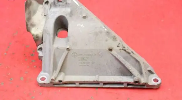 BMW X1 E84 Engine mount vacuum valve 6770052