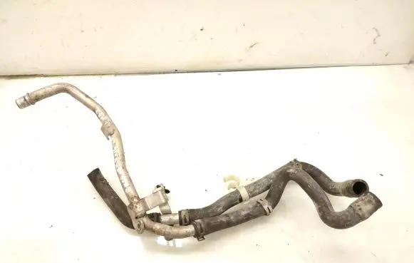 Land Rover Discovery Sport Engine coolant pipe/hose G4D318B402BA