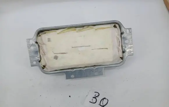Mercedes-Benz GLS X166 Passenger airbag 1668602402
