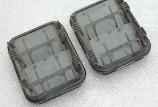 Renault Espace V (RFC) Quarter panel pressure vent 7700838358 8200728288