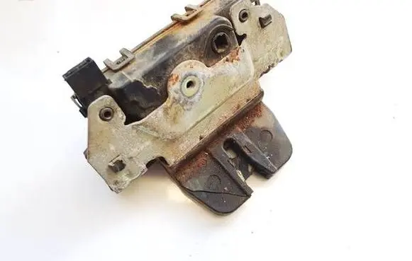 Opel Astra H Tailgate/trunk/boot lock/catch/latch 13117285