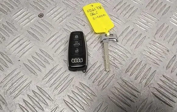 Audi e-tron Ignition key/card 4N0959754AP
