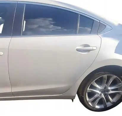 Mazda 6 Rear door tyleweidealne