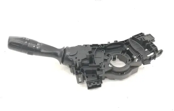 Toyota Auris E180 Indicator stalk 17F852