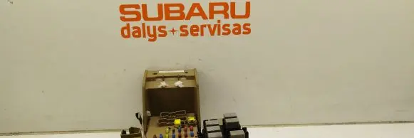 Subaru Forester SH Fuse module 82201FG010 102079 5034