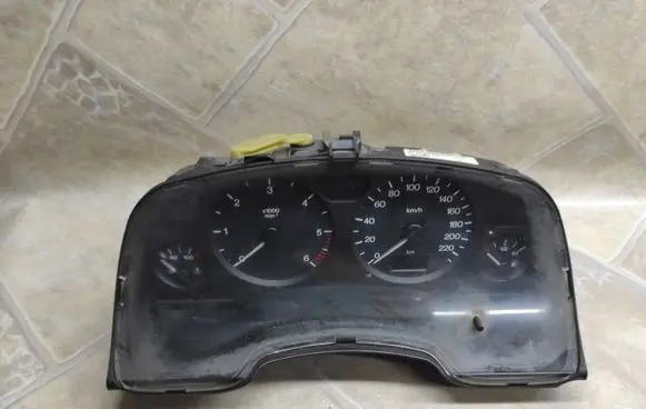 Opel Zafira A Speedometer (instrument cluster) EJ09228757 93240660
