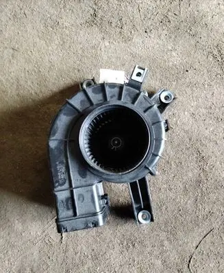 KIA Xceed Heater fan/blower 37580