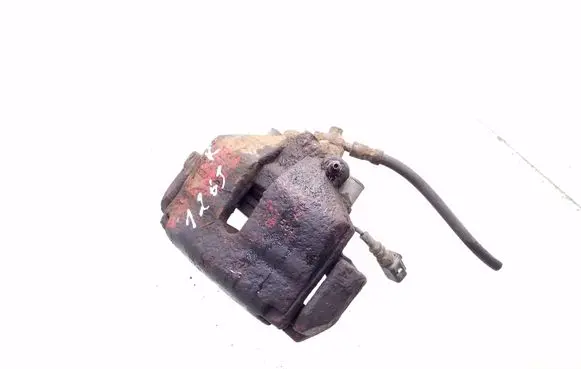 Volkswagen PASSAT B6 Front brake caliper