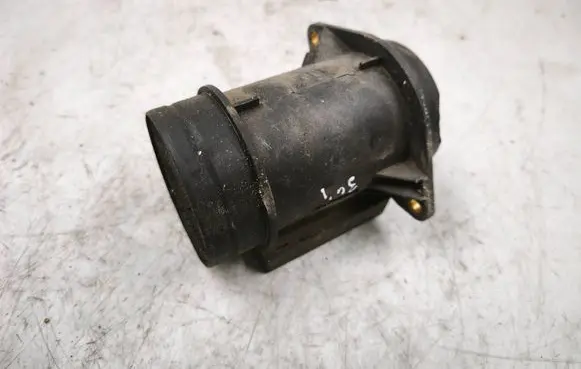 Audi A4 S4 B5 8D Mass air flow meter 074906461 71822101