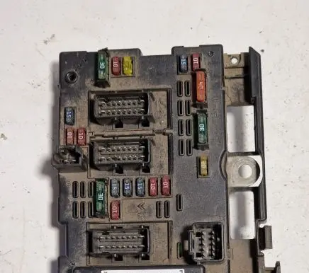Peugeot 307 Comfort/convenience module 9650663880 30901859 BSMB5