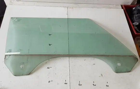 Mini One - Cooper Clubman R55 Sliding door window/glass 