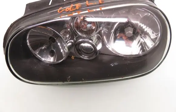 Volkswagen Golf IV Headlight/headlamp