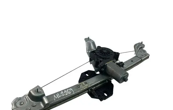 Dacia Sandero Rear door window regulator with motor 827211031R