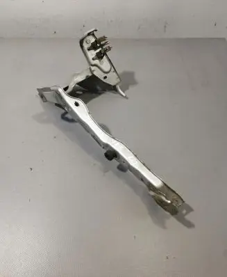Toyota Corolla E140 E150 Headlight/headlamp mounting bracket