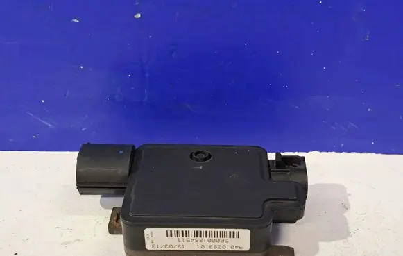 Volvo V60 Coolant fan relay 940009301