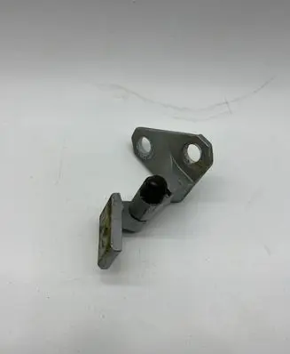 Volkswagen PASSAT B6 Front door upper hinge 3C0831402D