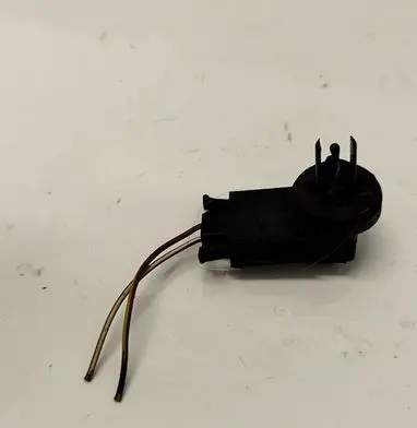 Volkswagen PASSAT B5 Interior temperature sensor 1H0907543A