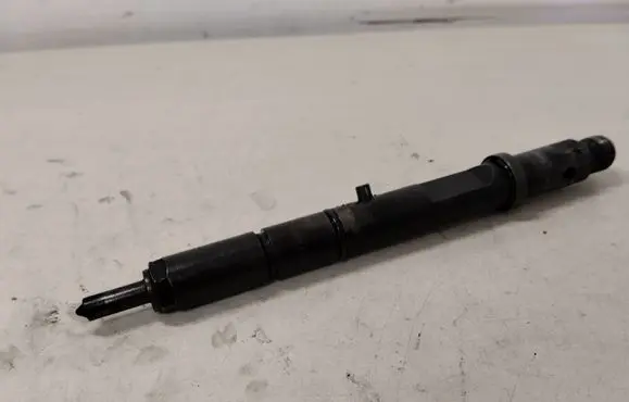 Audi A6 S6 C5 4B Fuel injector 059130201E 0432133836