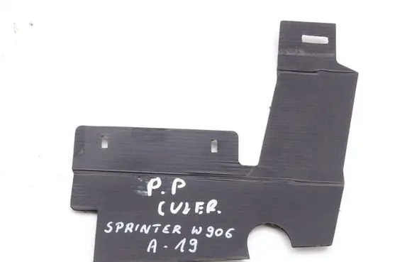 Mercedes-Benz Sprinter W906 Radiator trim A9065050388