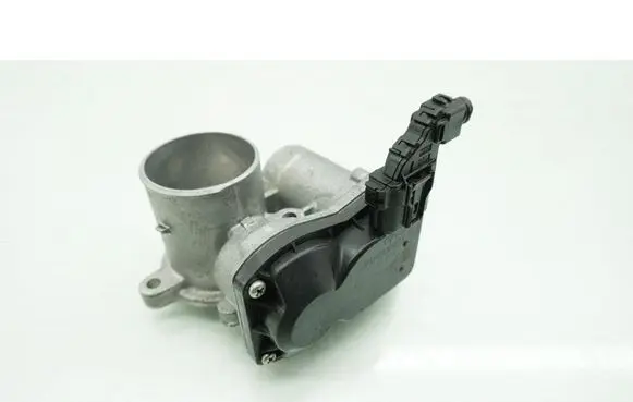 Suzuki Swift IV Throttle body valve 160002H16