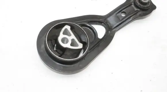 Skoda Kamiq Engine mount bracket 2Q0199851