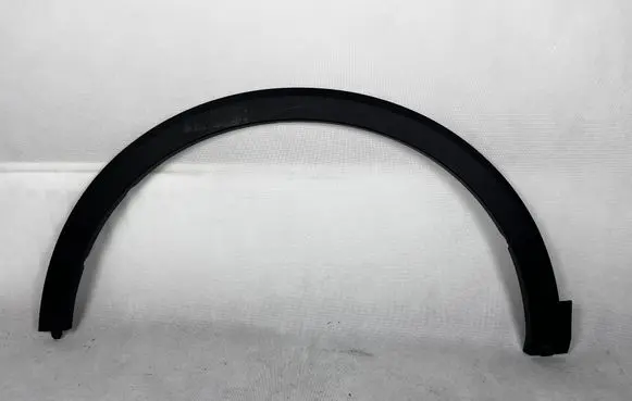 MG ZS Front arch trim 10252367